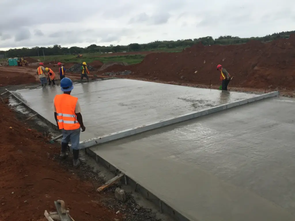 Vaciado de pavimento de concreto en Bosque Dorado, Tecno Systems Investment Inc.